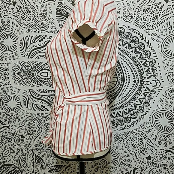 Express striped wrap-around blouse - Picture 3 of 8